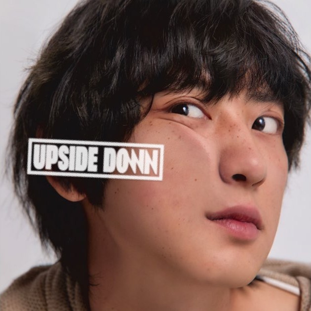 chanyeol's ablum cover upside down